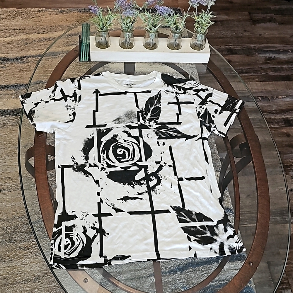 Large rose flower tshirt